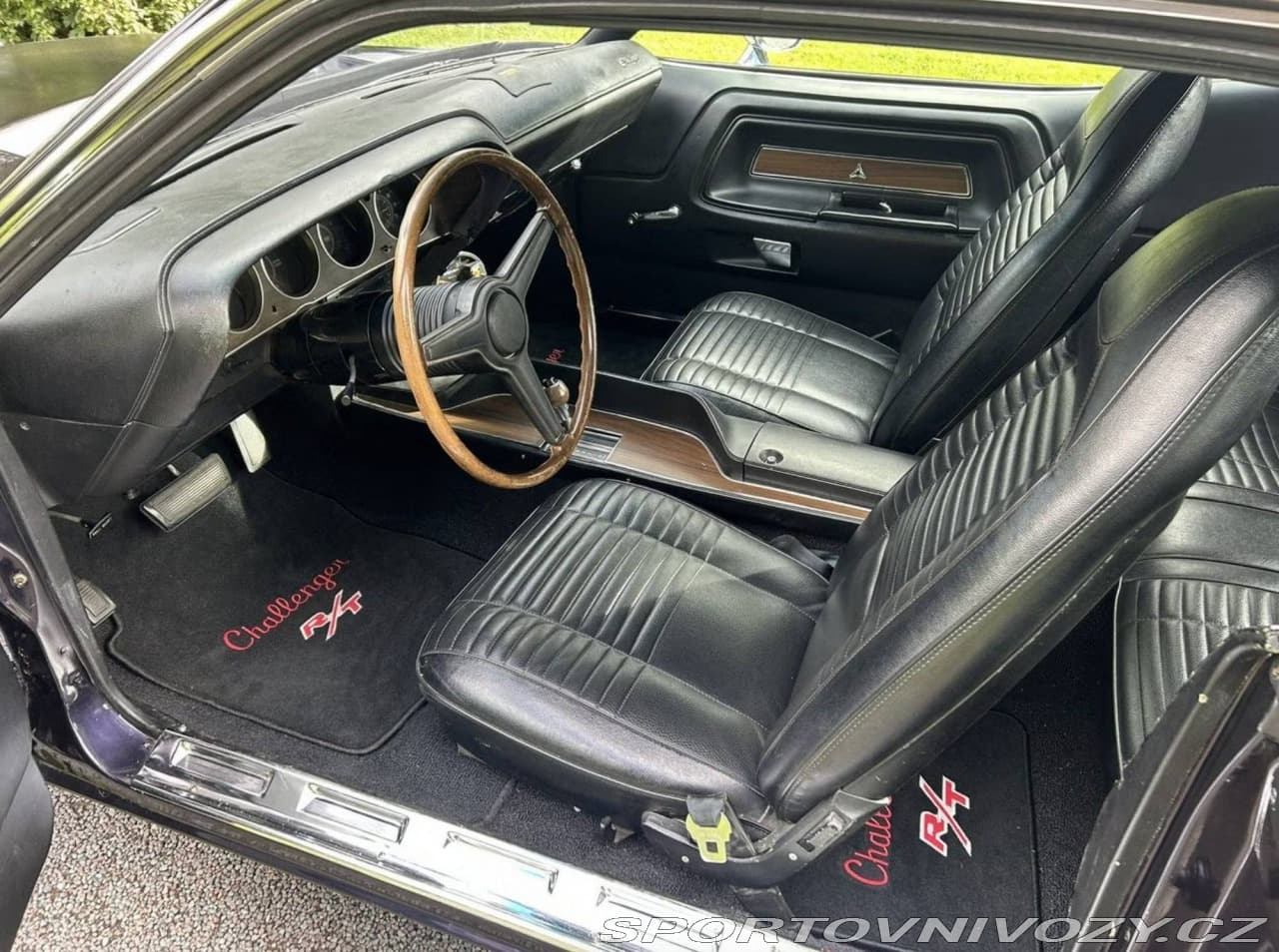 1970 Dodge Challenger - 17