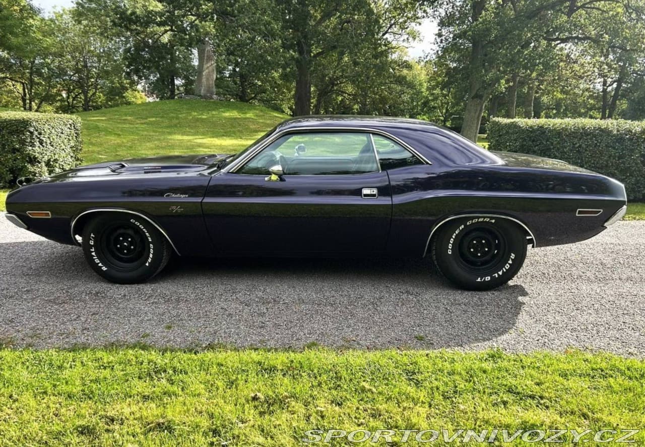 1970 Dodge Challenger - 2