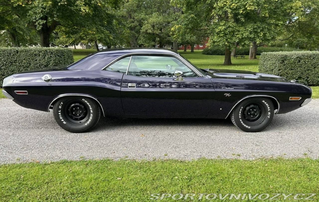 1970 Dodge Challenger - 4