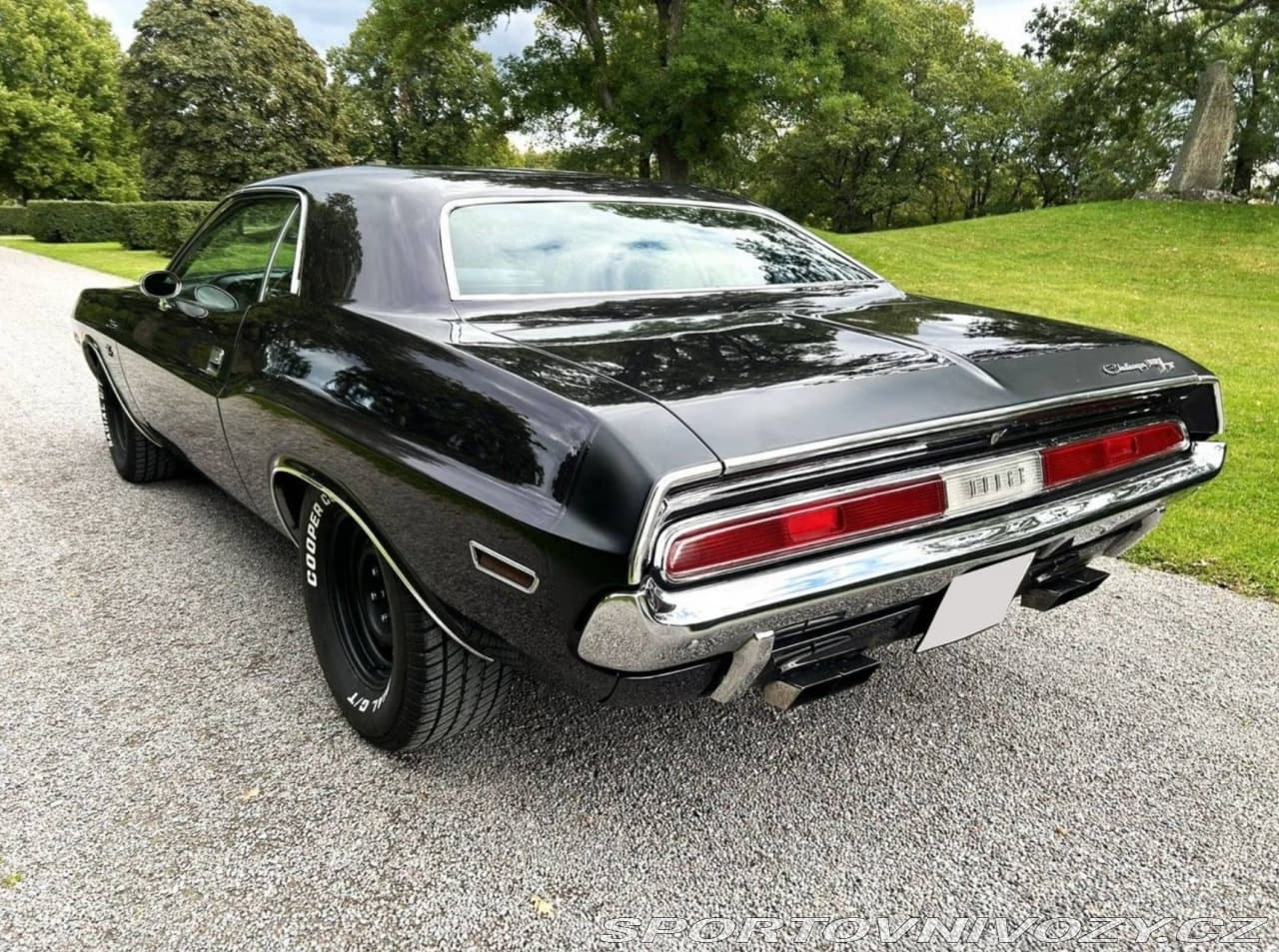 1970 Dodge Challenger - 6