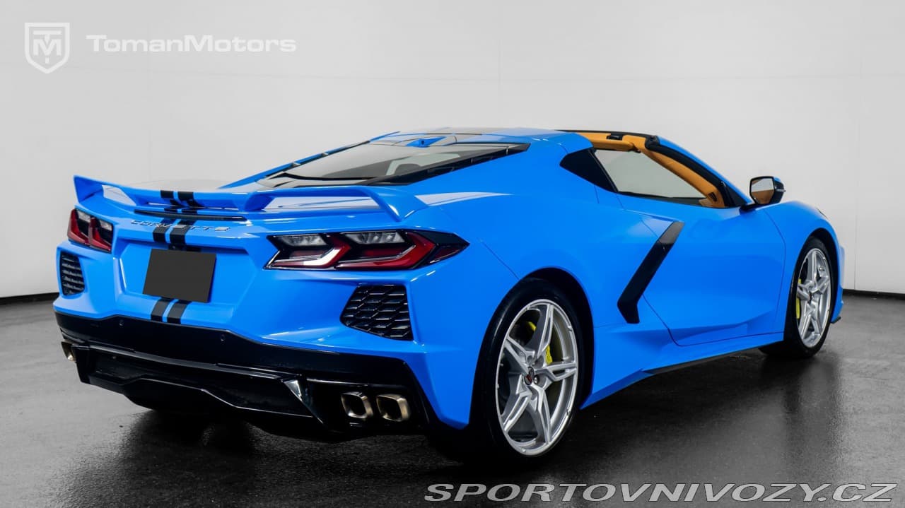 2020 Chevrolet Corvette - 3