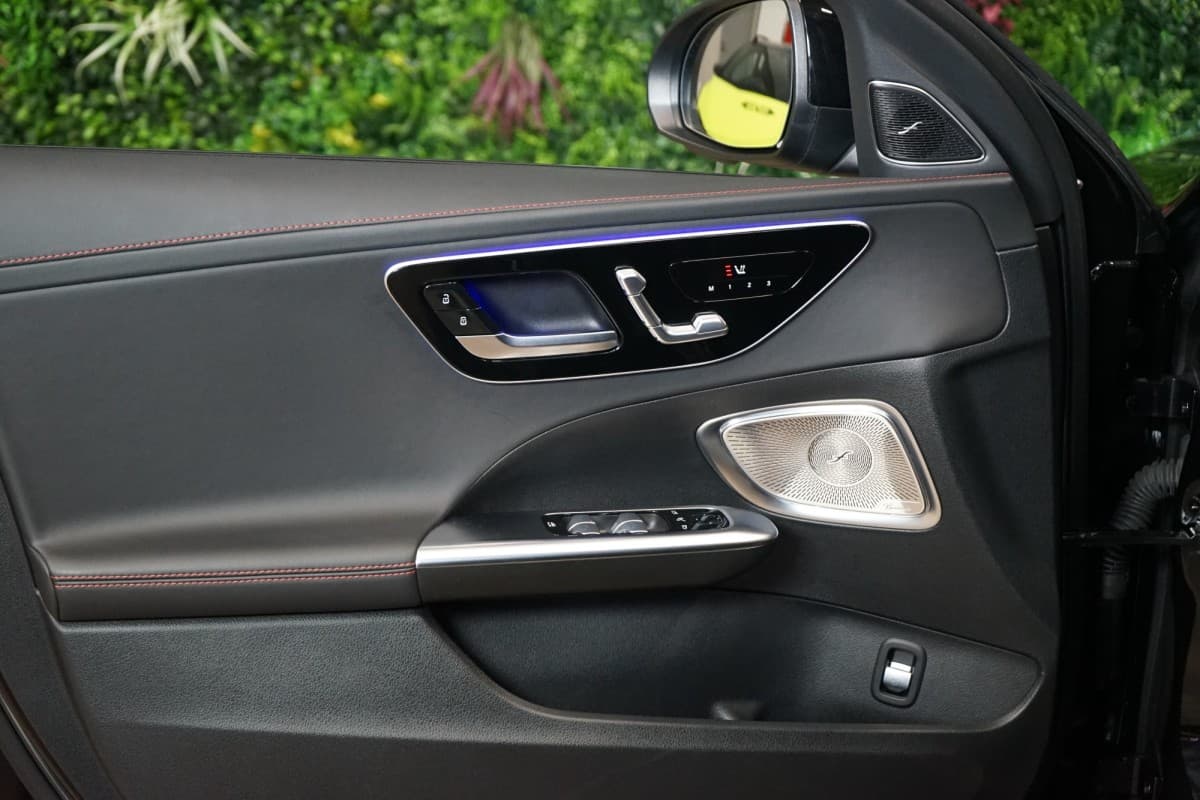 2024 Mercedes-Benz C-Class - 12