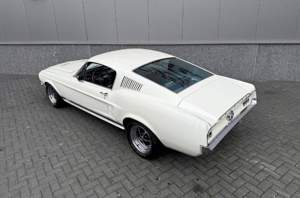 1967 Ford Mustang - 13