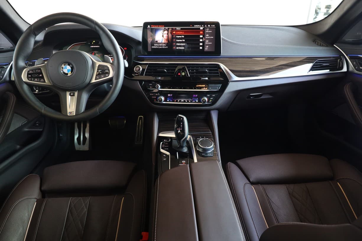 2020 BMW 5-Series - 3