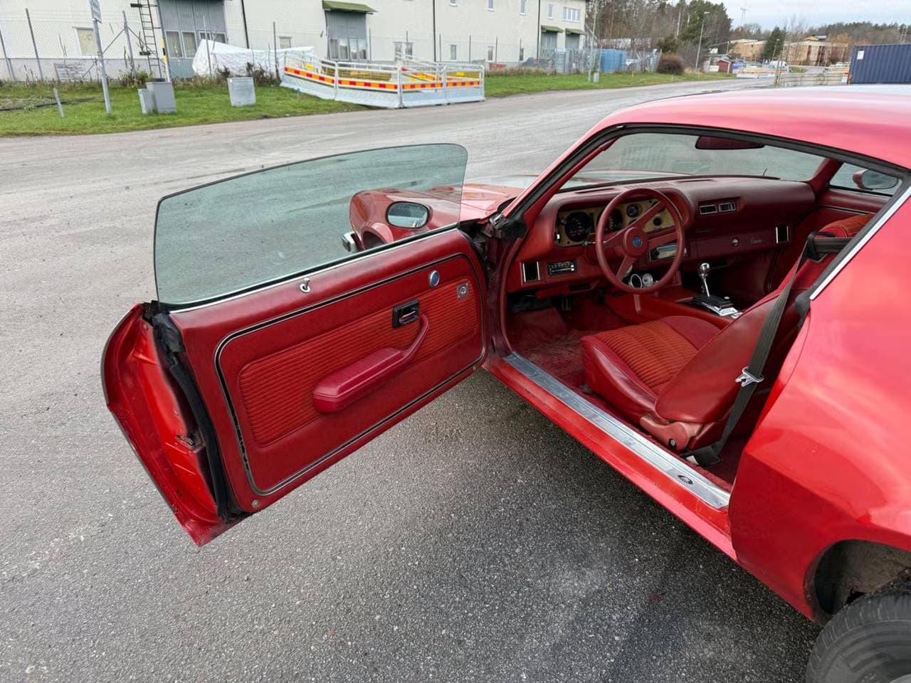 1977 Chevrolet Camaro - 25