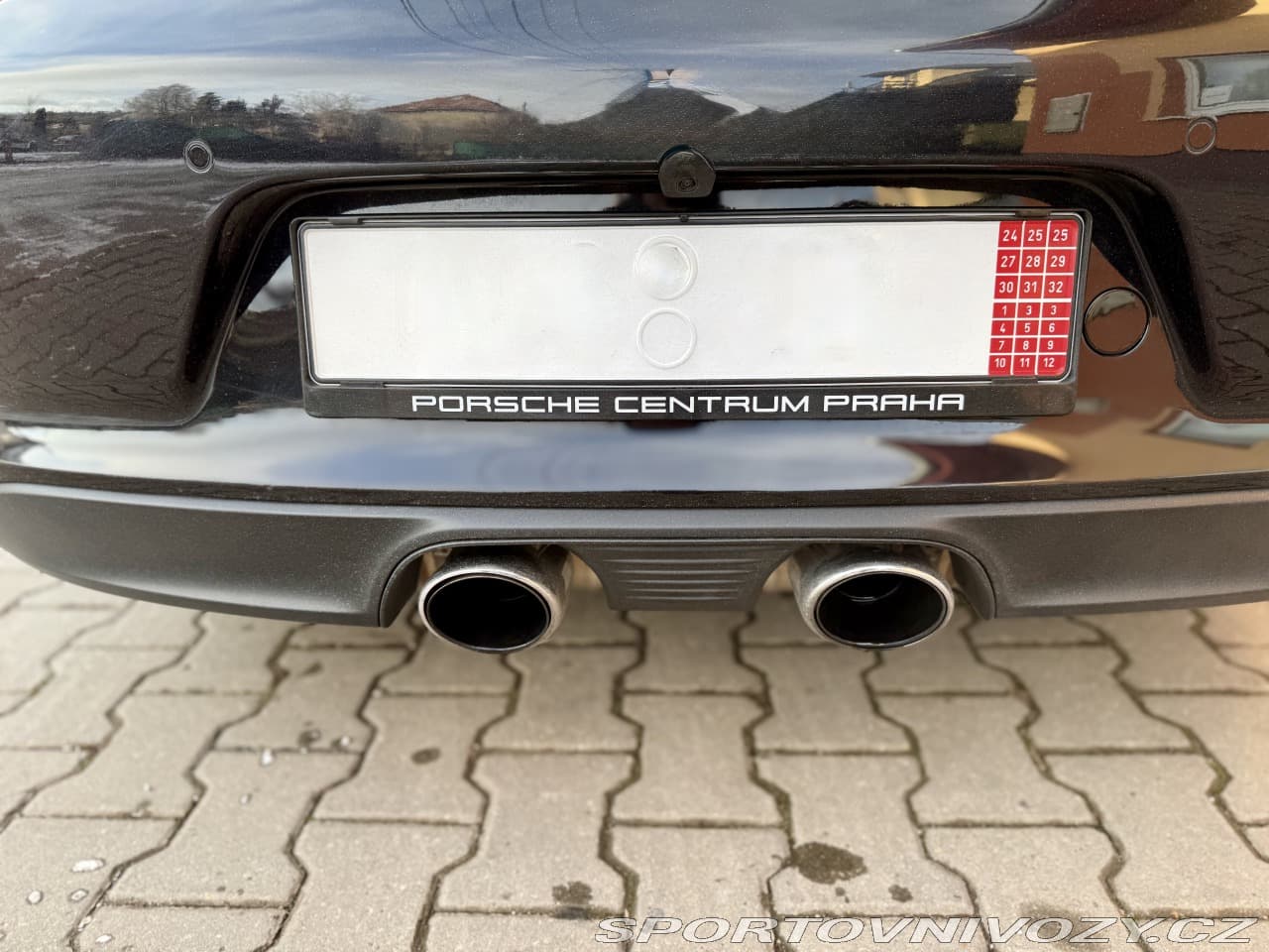 2018 Porsche 911 - 10