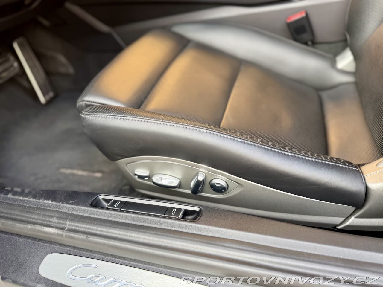 2018 Porsche 911 - 17