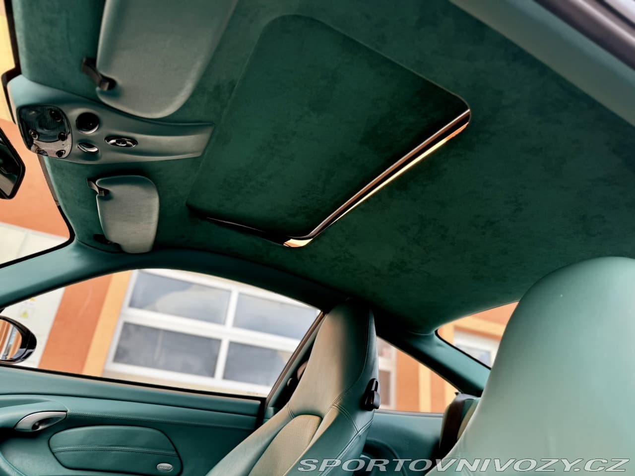 2001 Porsche 911 - 19