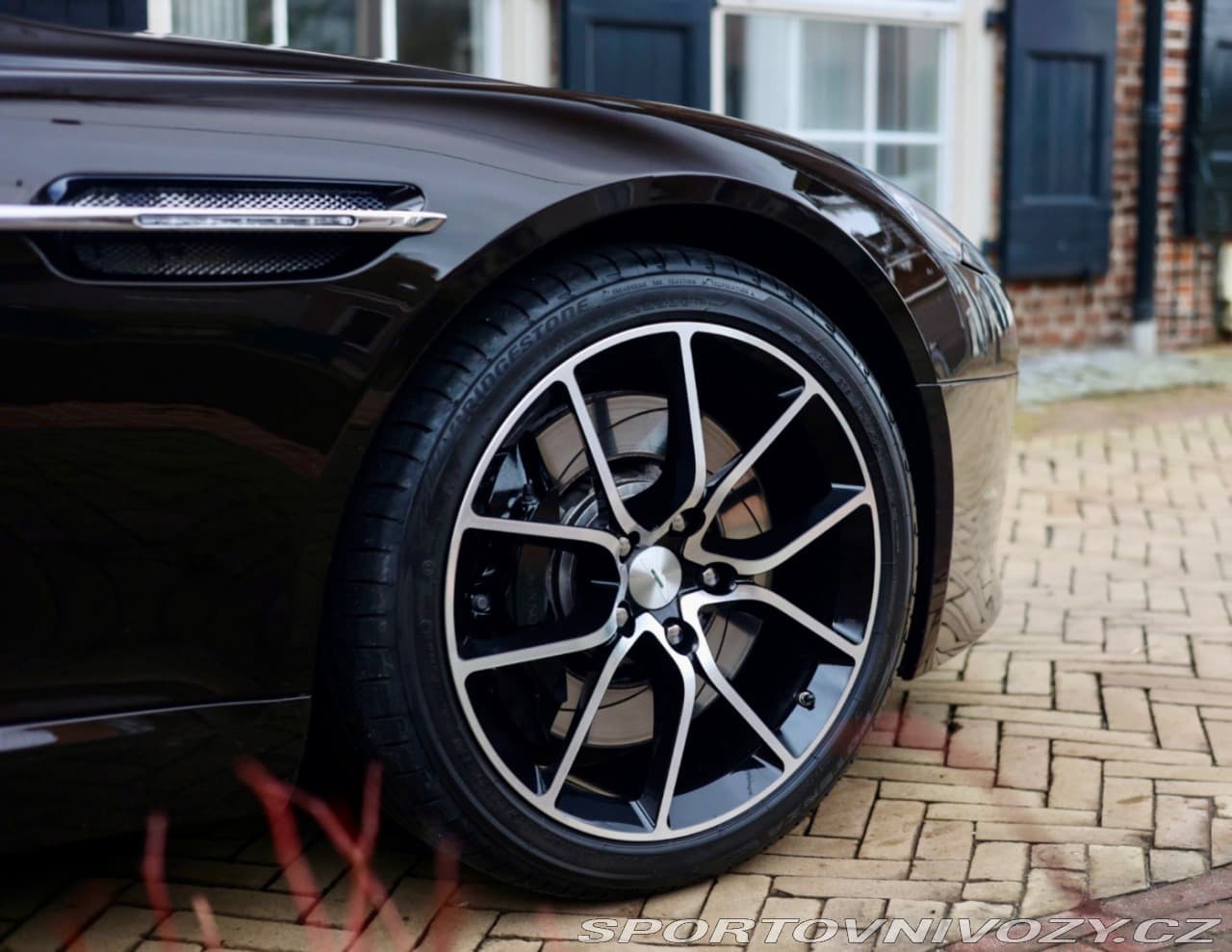 2015 Aston Martin Rapide - 16