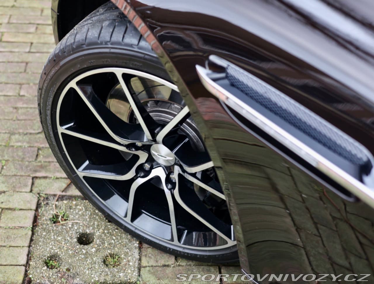 2015 Aston Martin Rapide - 18