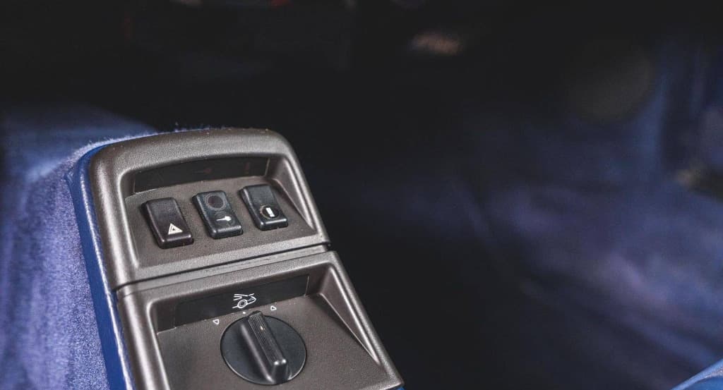 1991 Porsche 911 - 16