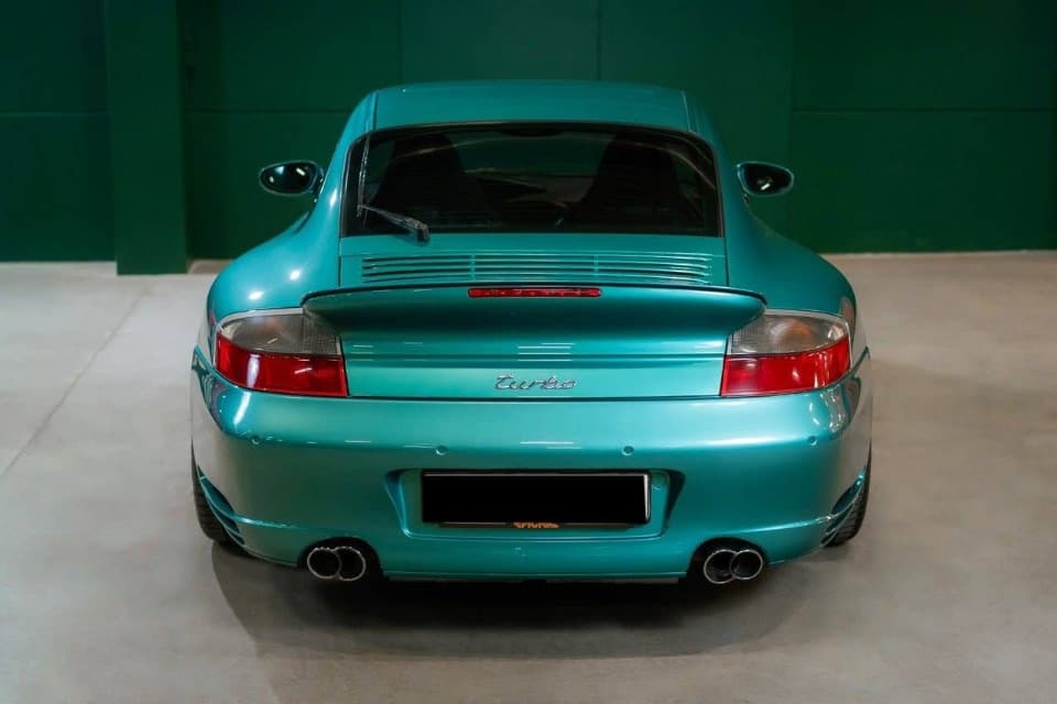 2003 Porsche 911 - 7