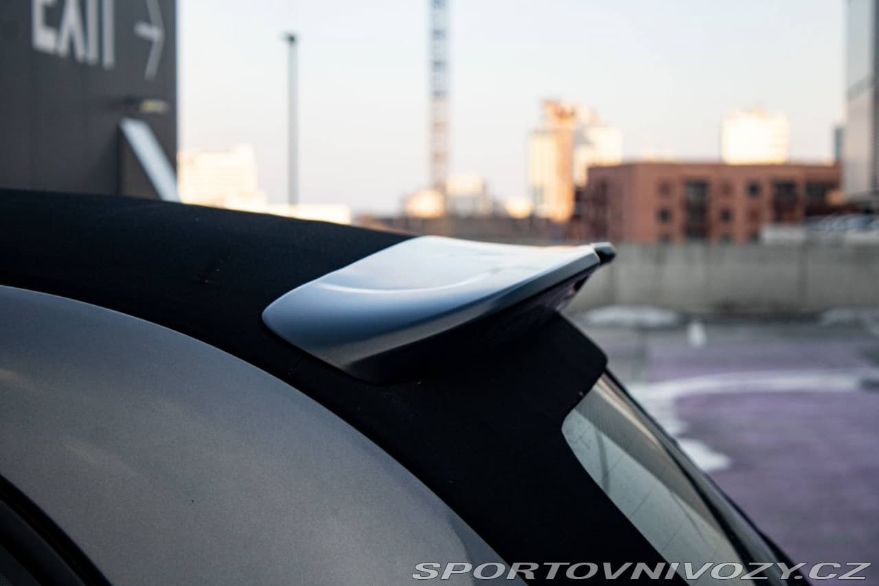 2011 Abarth 500 - 16