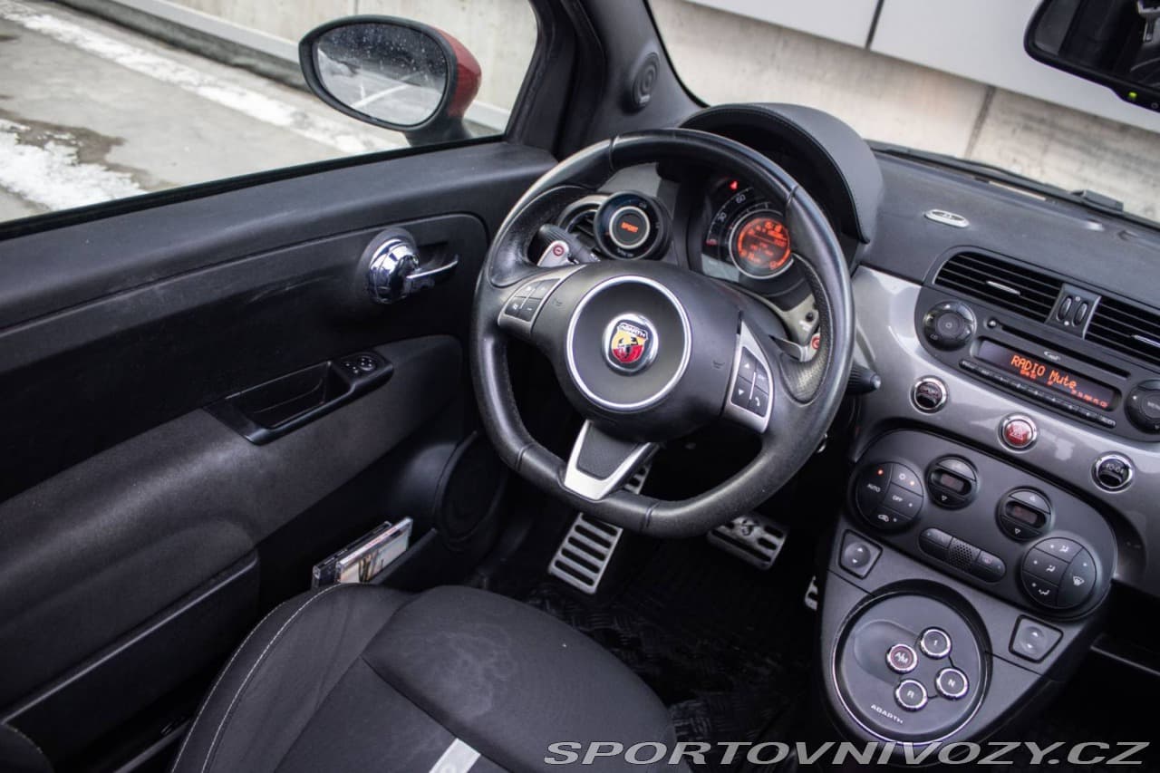 2011 Abarth 500 - 19