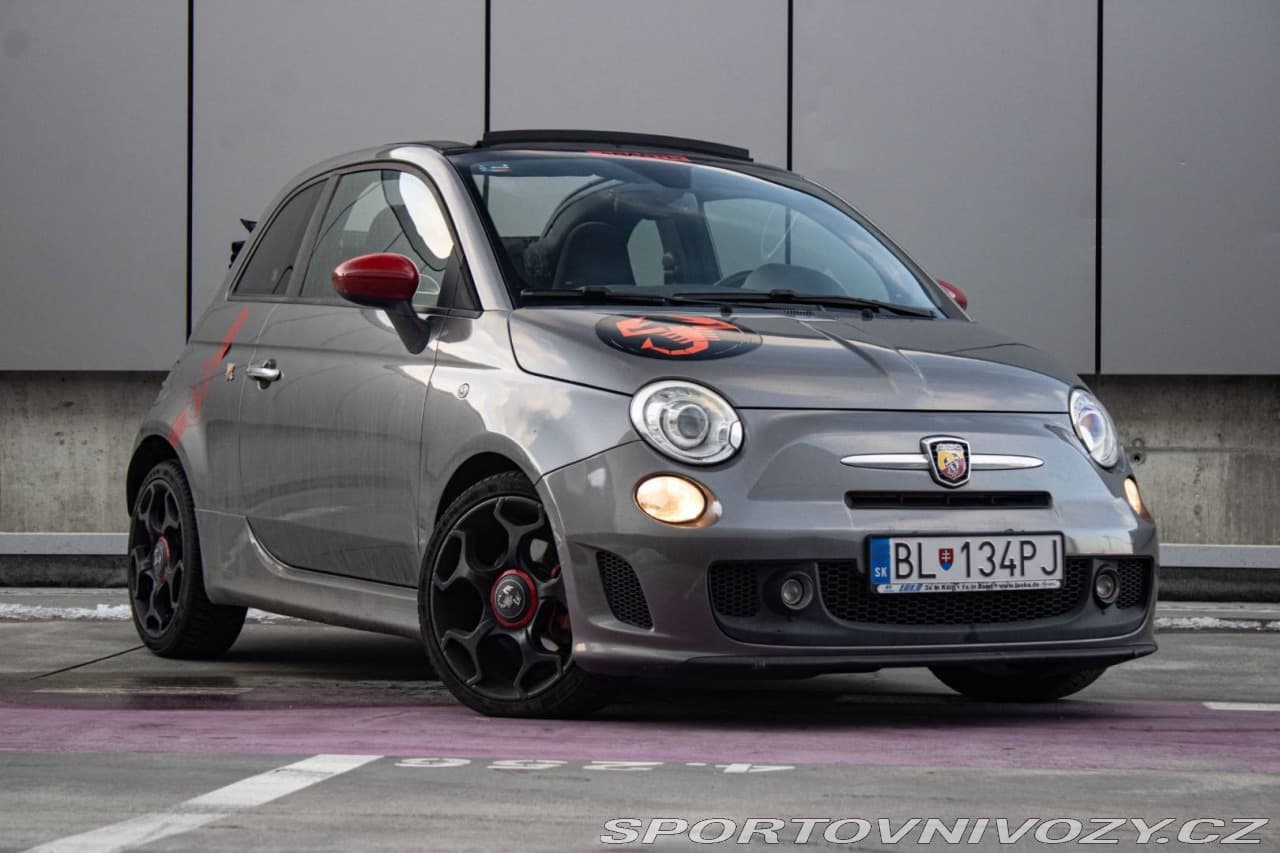 2011 Abarth 500 - 7