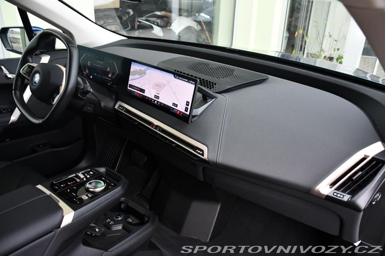 2023 BMW Ix - 49