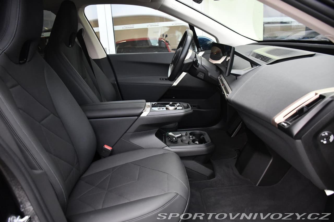 2023 BMW Ix - 52