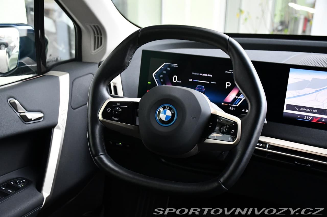 2023 BMW Ix - 16