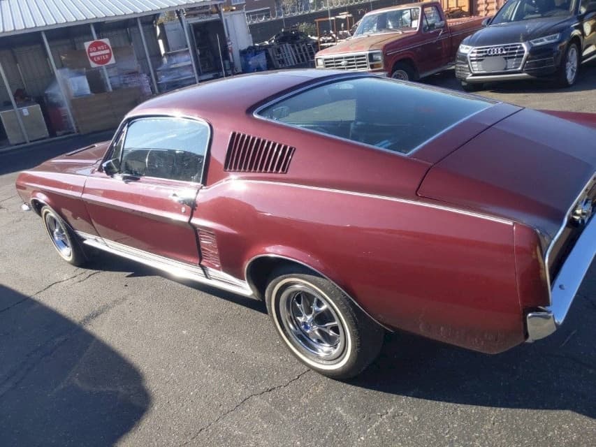 1967 Ford Mustang - 4