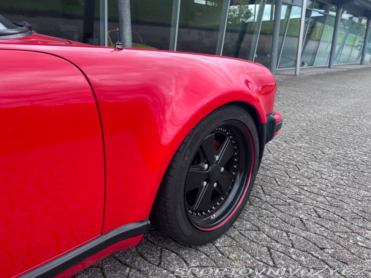1984 Porsche 911 - 5