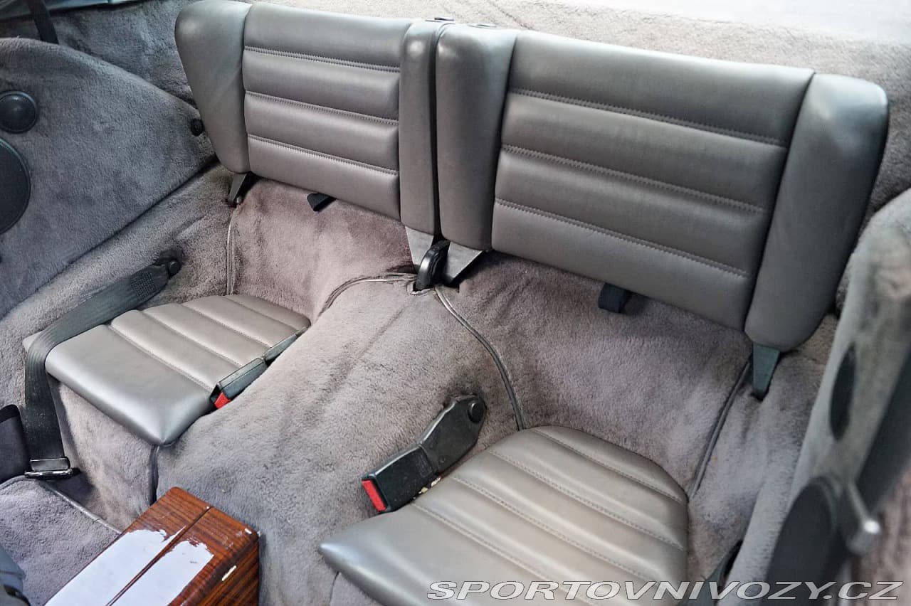 1986 Porsche 911 - 15