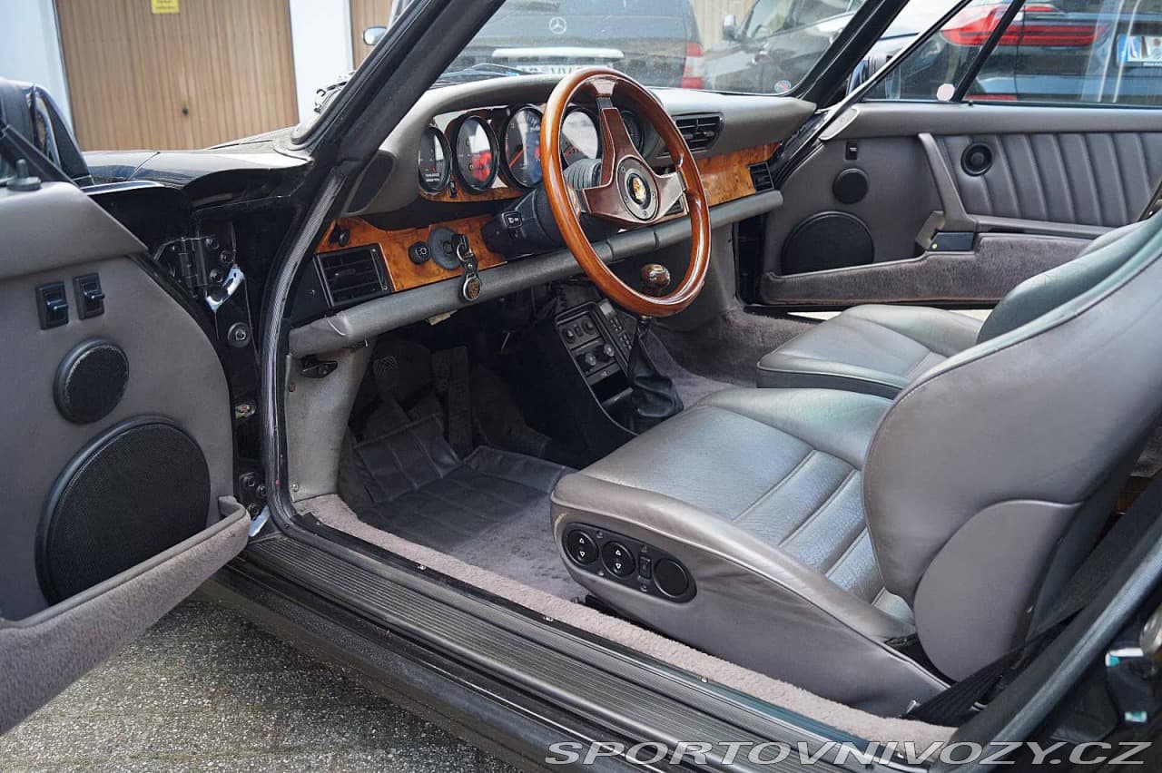 1986 Porsche 911 - 17