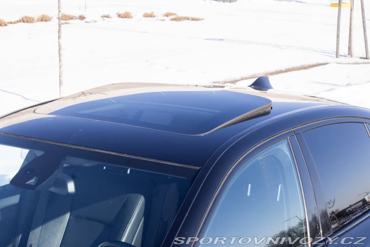 2012 BMW 5-Series - 10