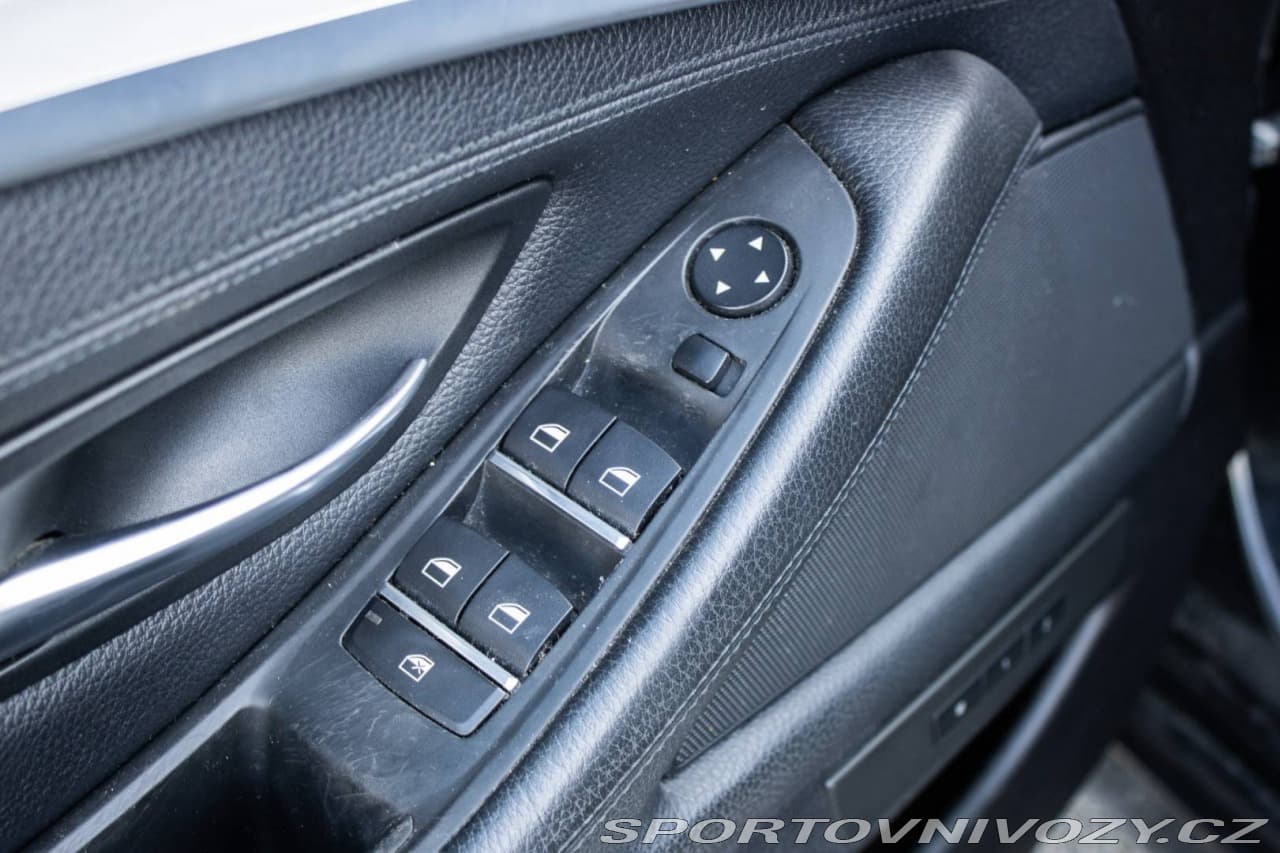 2012 BMW 5-Series - 19