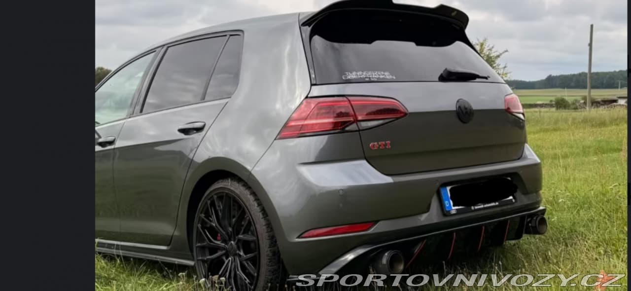 2020 Volkswagen Golf - 3