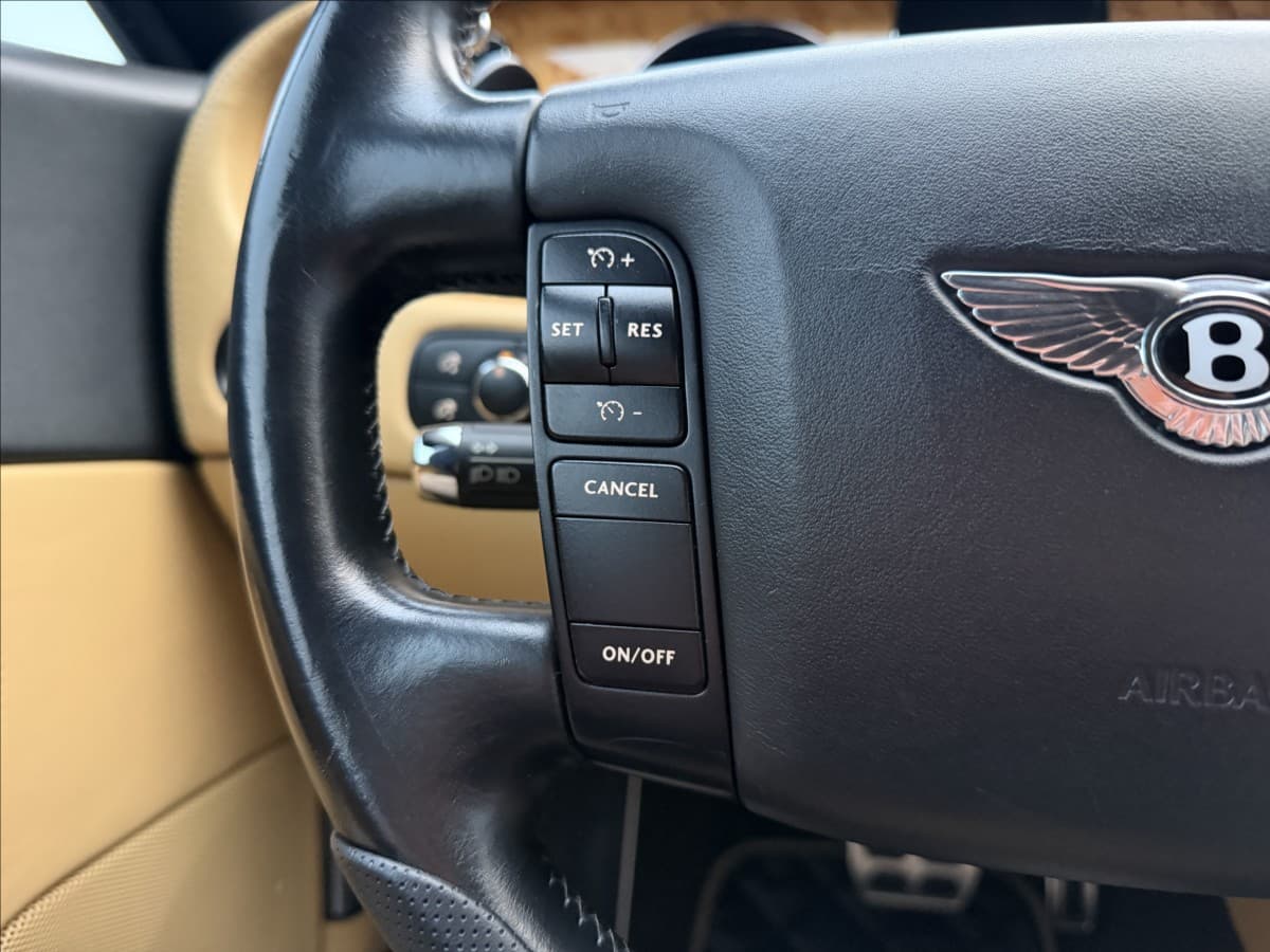 2005 Bentley Continental - 14