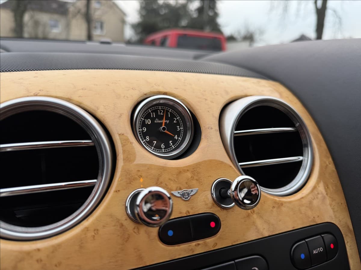 2005 Bentley Continental - 19