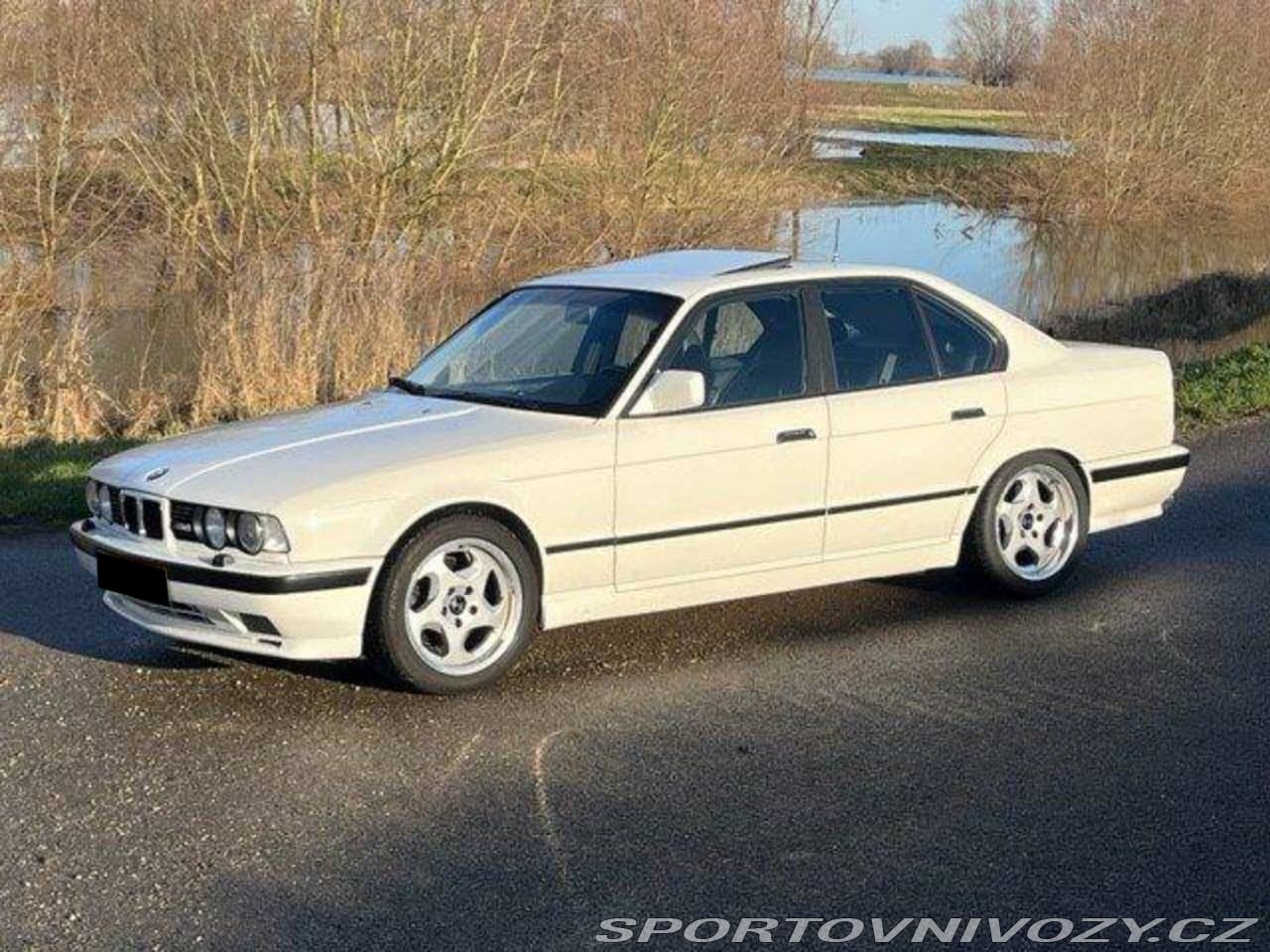1991 BMW M5 - 2