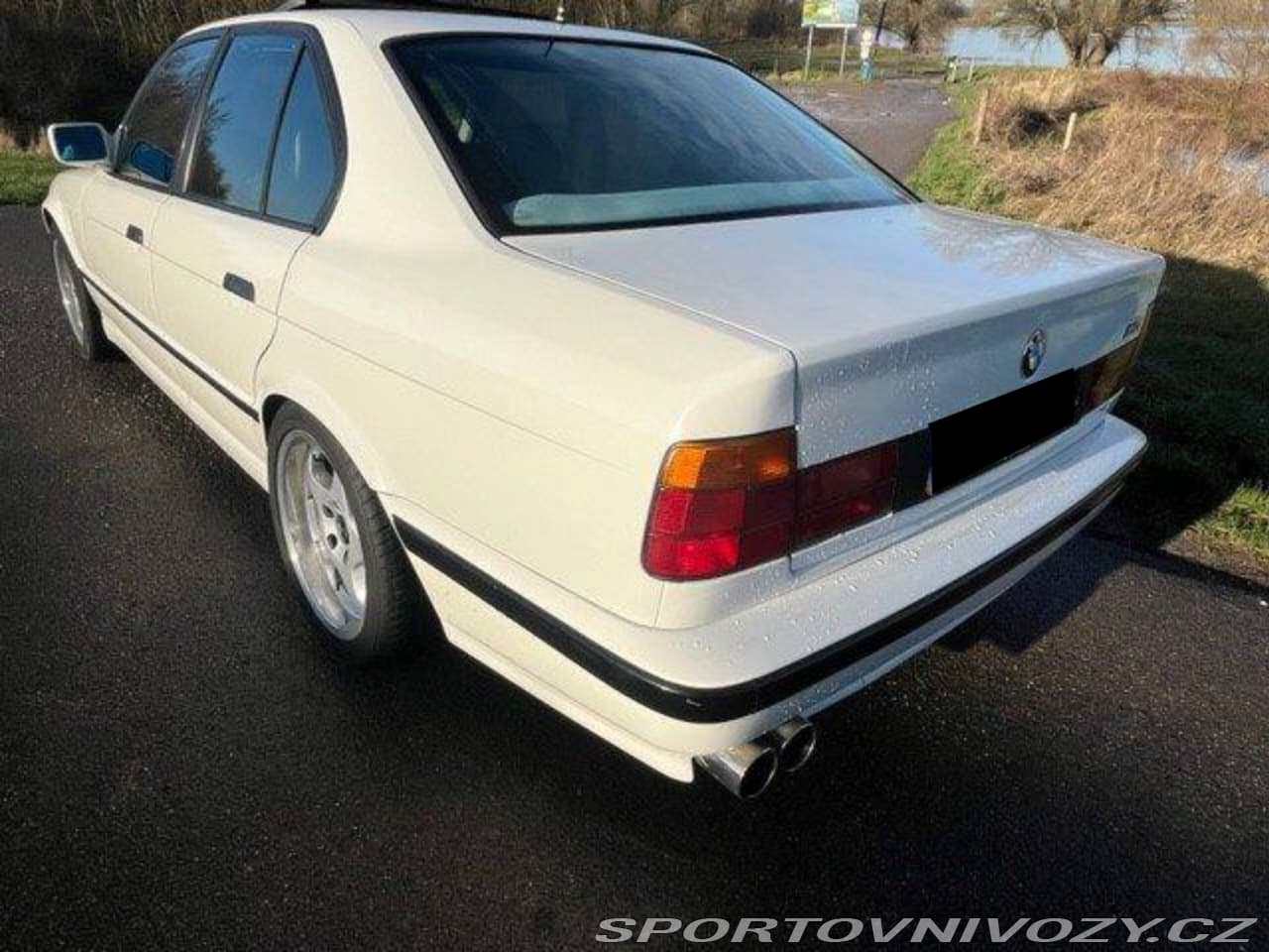 1991 BMW M5 - 5