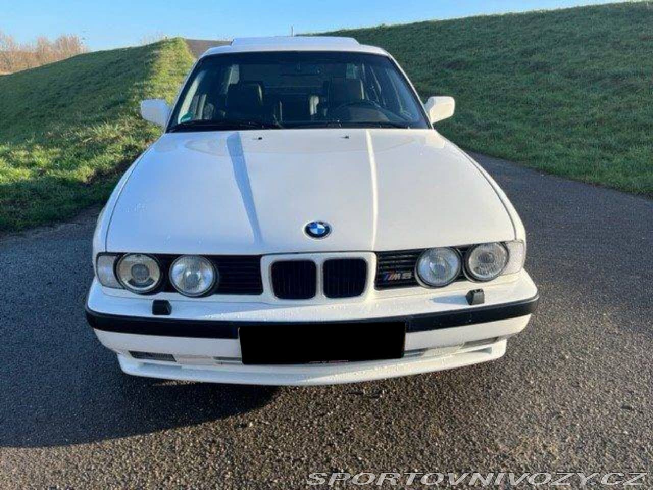 1991 BMW M5 - 9