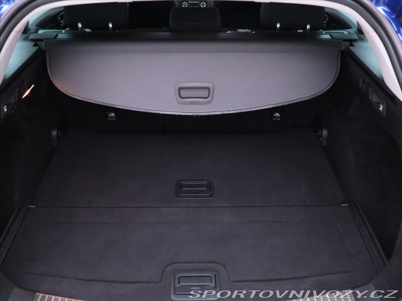 2017 Renault Megane - 10