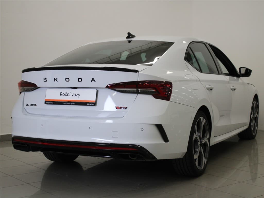 2025 Škoda Octavia - 3