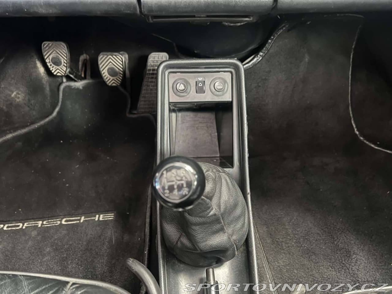 1986 Porsche 911 - 12