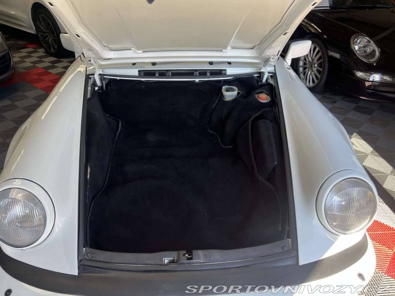 1986 Porsche 911 - 13