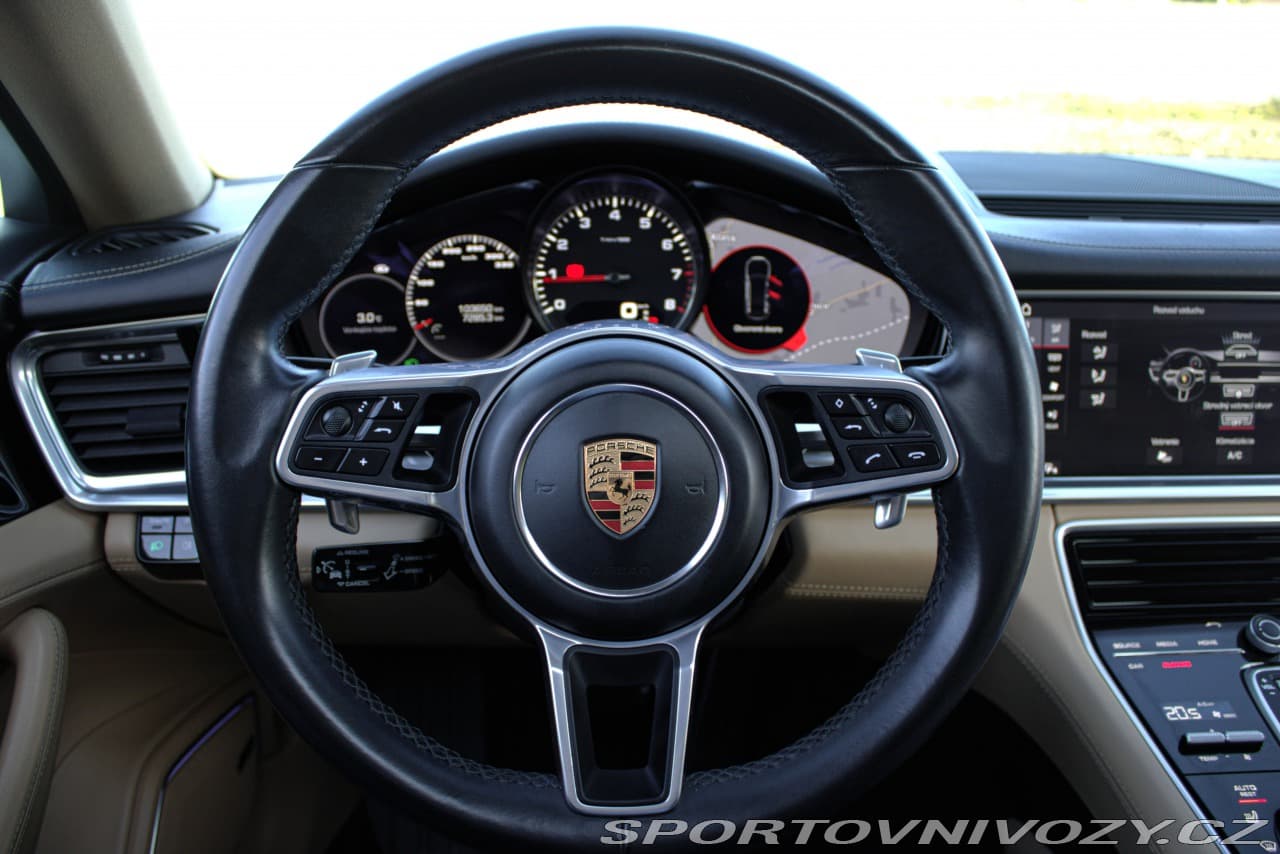 2018 Porsche PANAMERA - 14