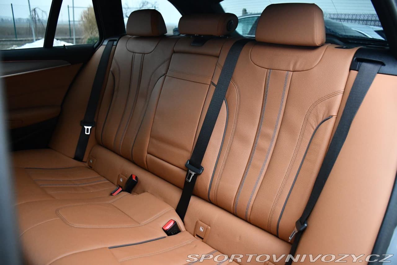 2023 BMW 5-Series - 58