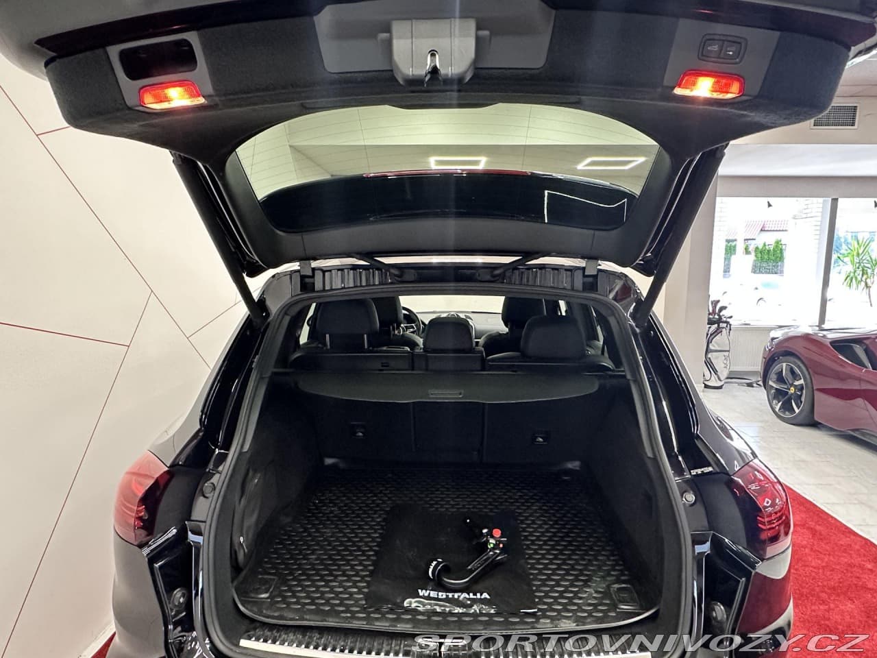 2016 Porsche Cayenne - 40