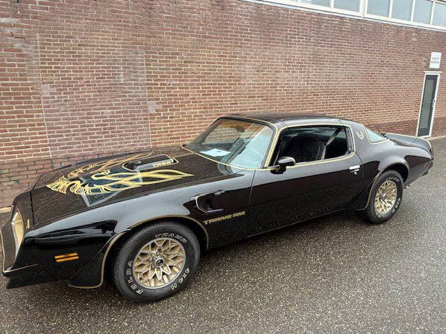 1978 Pontiac Firebird - 2