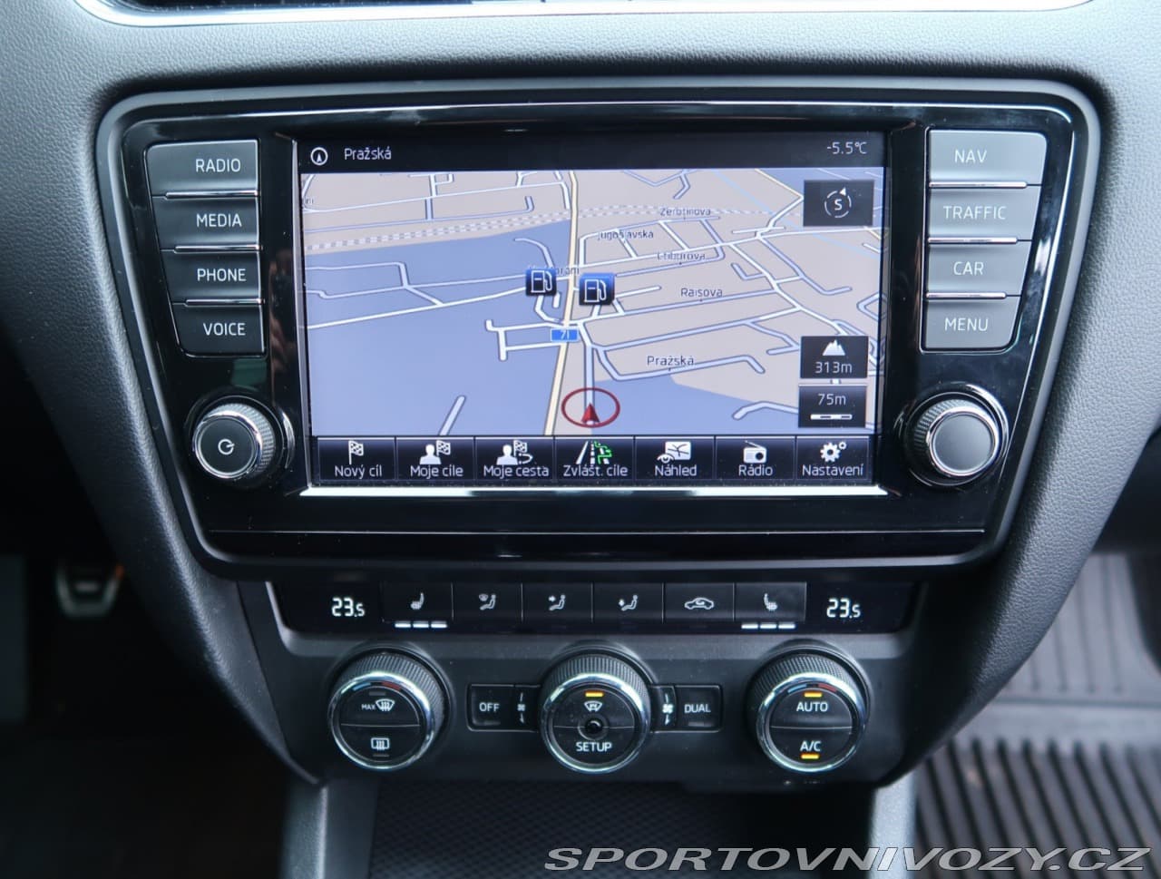 2013 Škoda Octavia - 13