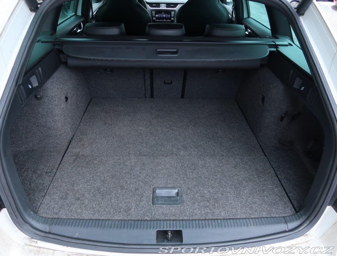 2013 Škoda Octavia - 14