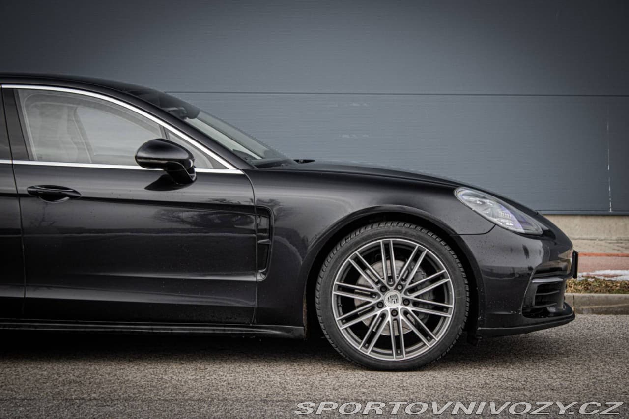 2016 Porsche Panamera - 6