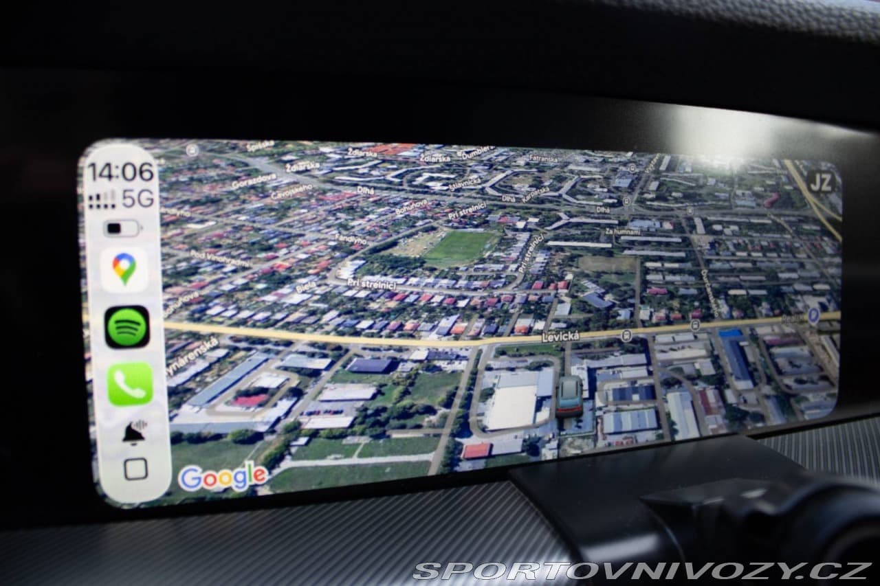 2017 Alfa Romeo Stelvio - 19