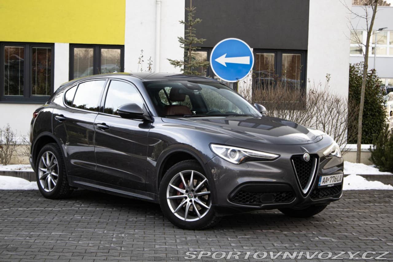 2017 Alfa Romeo Stelvio - 2