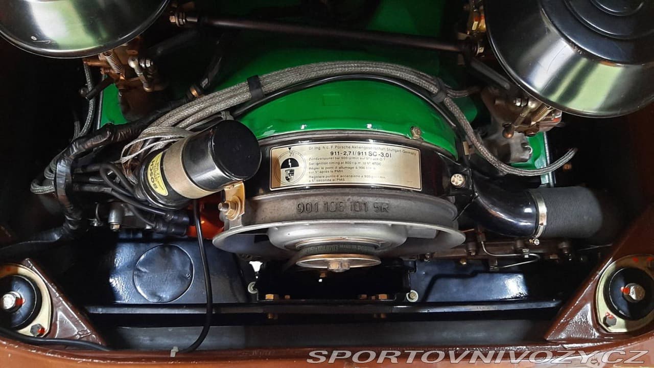 1976 Porsche 911 - 11