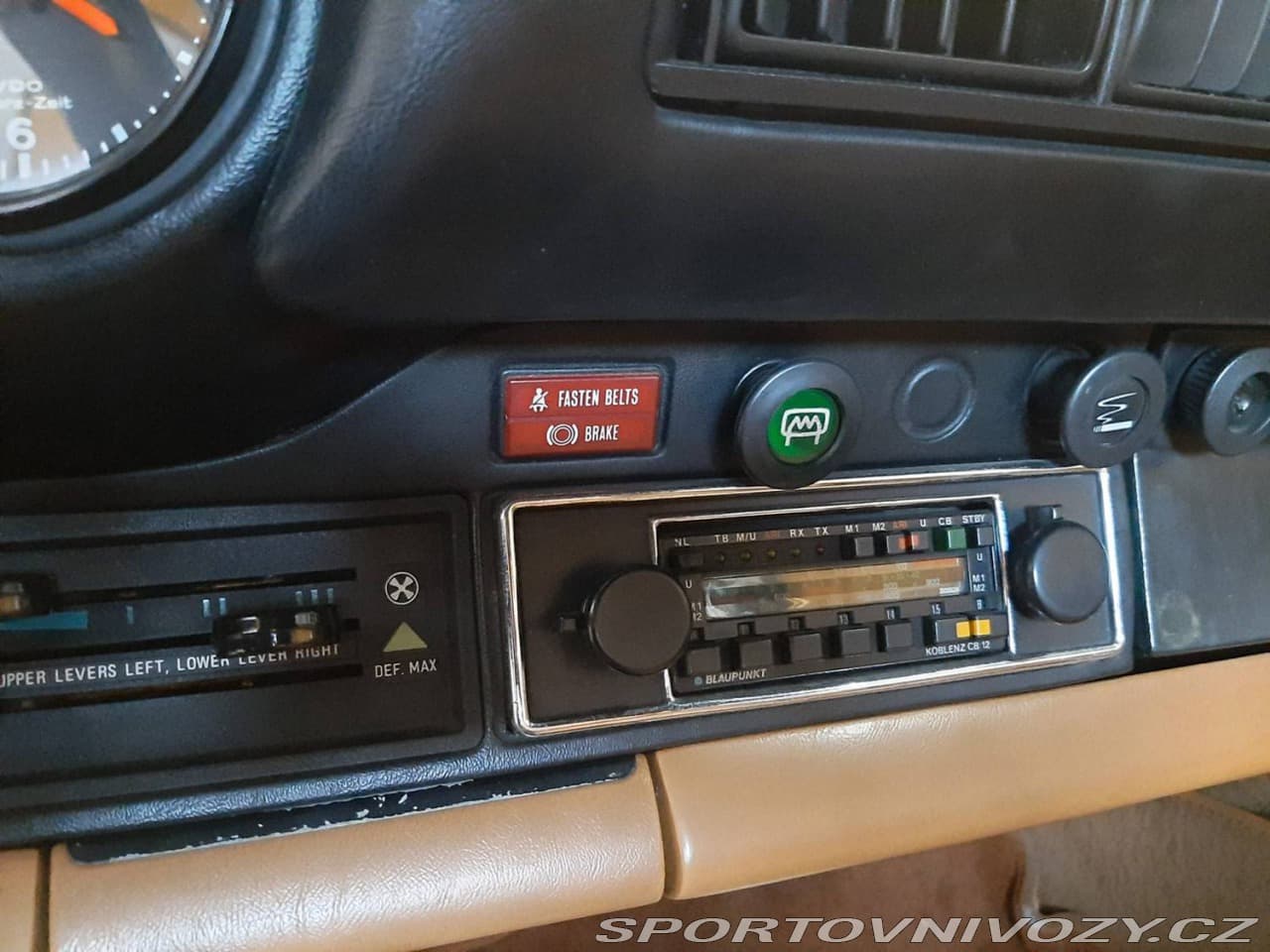 1976 Porsche 911 - 6