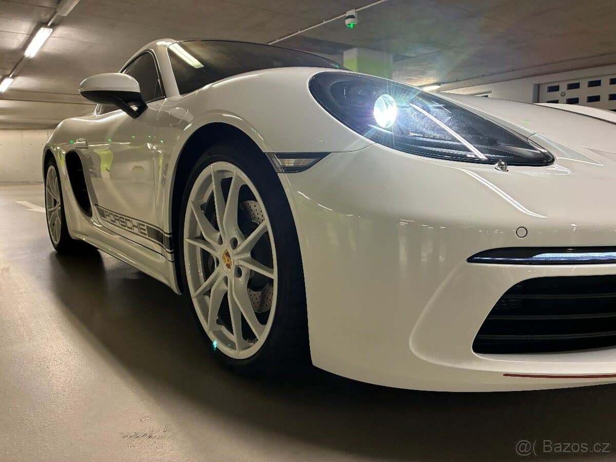 2025 Porsche 718 - 4